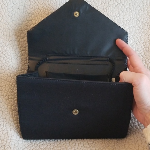 GUC Black Clutch Purse with shoulder strap - Picture 4 of 7